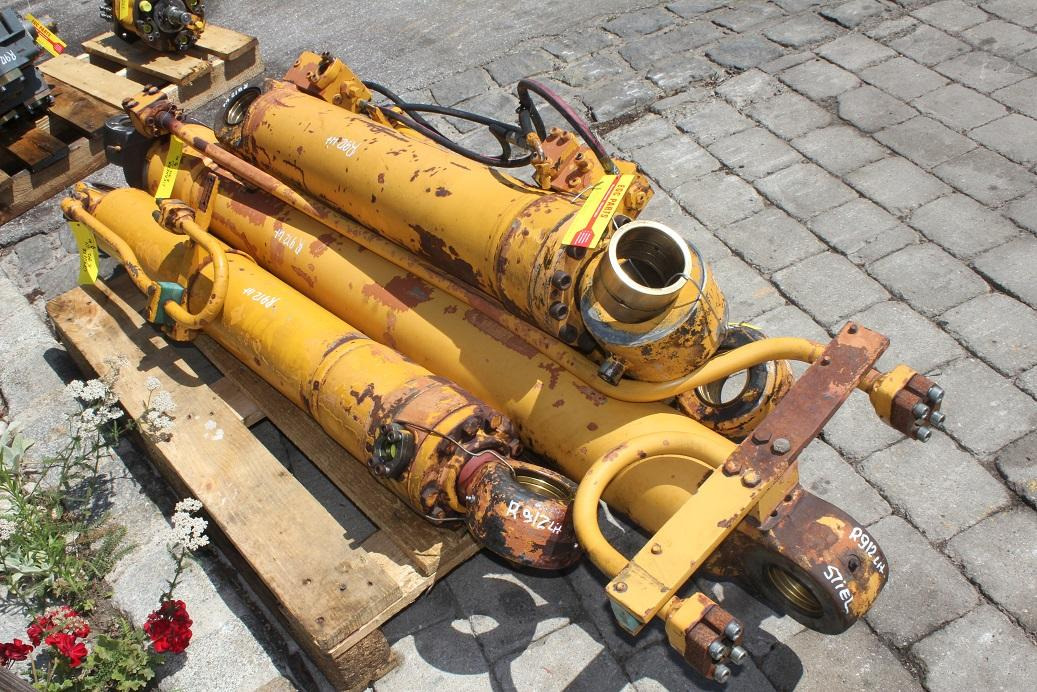 Liebherr R 912 LIT - Hydraulický valec pre Stavebné stroje: obrázok 1 Liebherr R 912 LIT - Hydraulický valec pre Stavebné stroje: obrázok 1