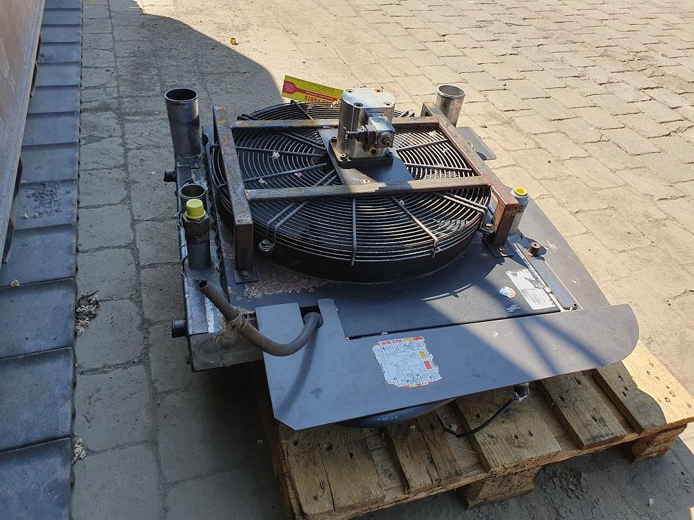 Mecalac 714 MW - Chladiaci systém pre Stavebné stroje: obrázok 3 Mecalac 714 MW - Chladiaci systém pre Stavebné stroje: obrázok 3
