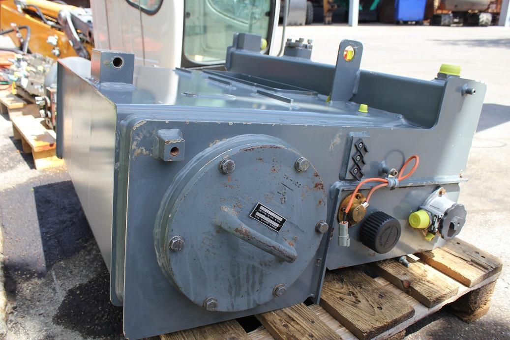 Liebherr R 924 compact - Náhradný diel pre Pásové rýpadlo: obrázok 1 Liebherr R 924 compact - Náhradný diel pre Pásové rýpadlo: obrázok 1