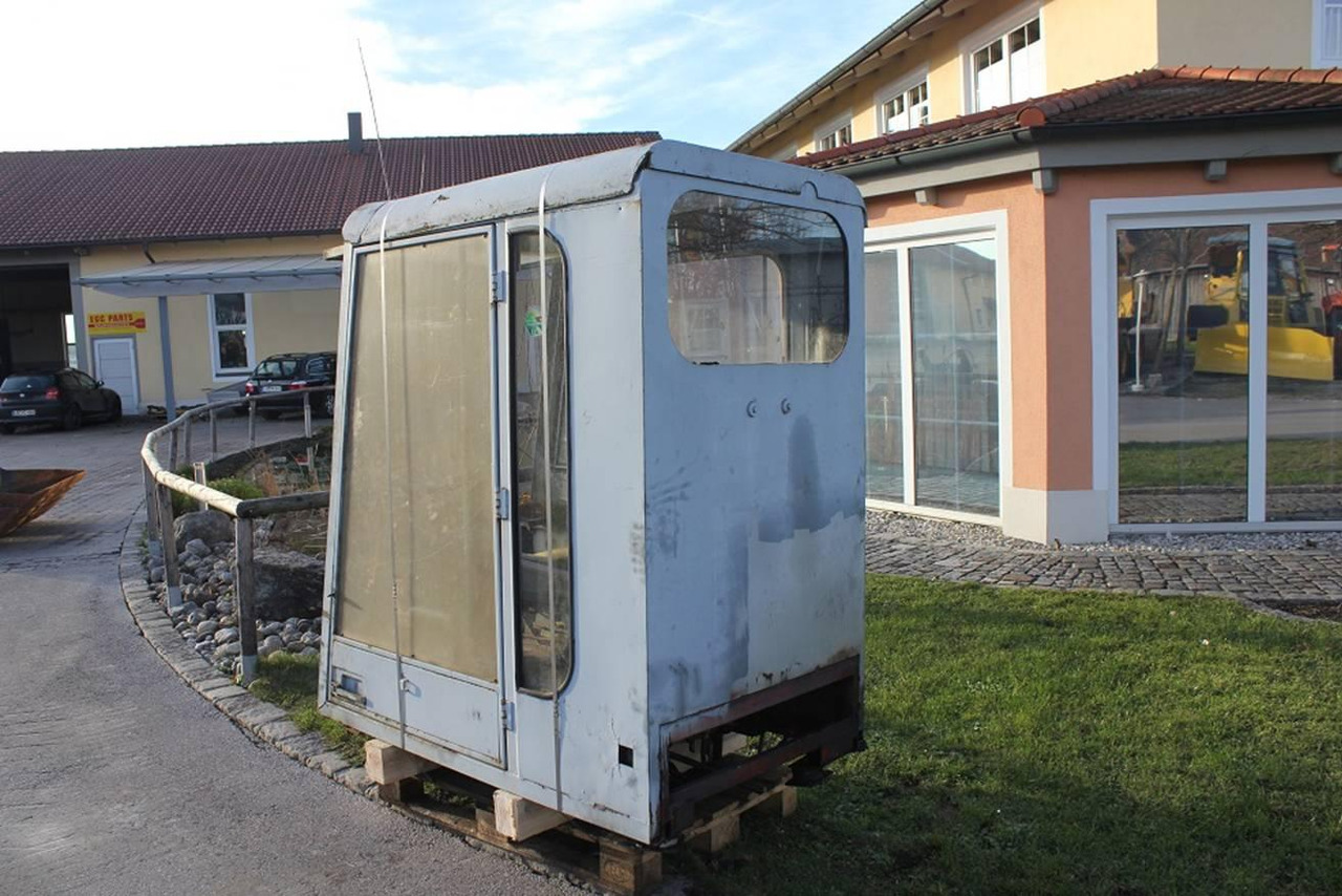 Poclain - Kabína pre Stavebné stroje: obrázok 4 Poclain - Kabína pre Stavebné stroje: obrázok 4