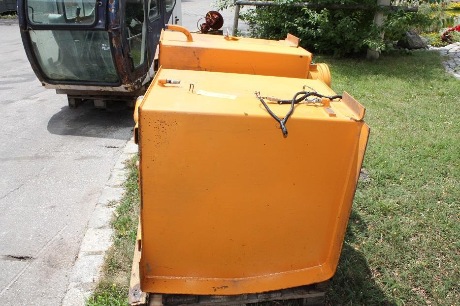 Samsung SE 130 LC - Hydraulická nádrž pre Stavebné stroje: obrázok 3 Samsung SE 130 LC - Hydraulická nádrž pre Stavebné stroje: obrázok 3