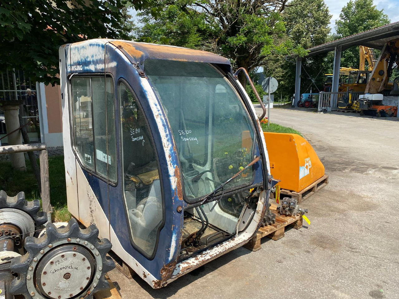 Samsung SE 210 - Kabína pre Stavebné stroje: obrázok 4 Samsung SE 210 - Kabína pre Stavebné stroje: obrázok 4