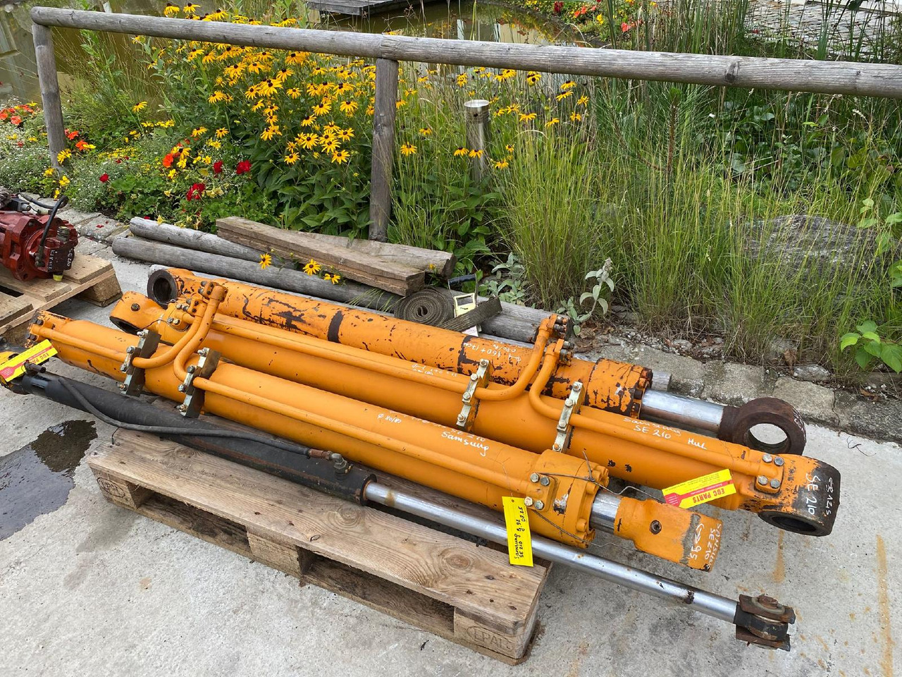 Samsung SE 210 - Hydraulický valec pre Stavebné stroje: obrázok 3 Samsung SE 210 - Hydraulický valec pre Stavebné stroje: obrázok 3