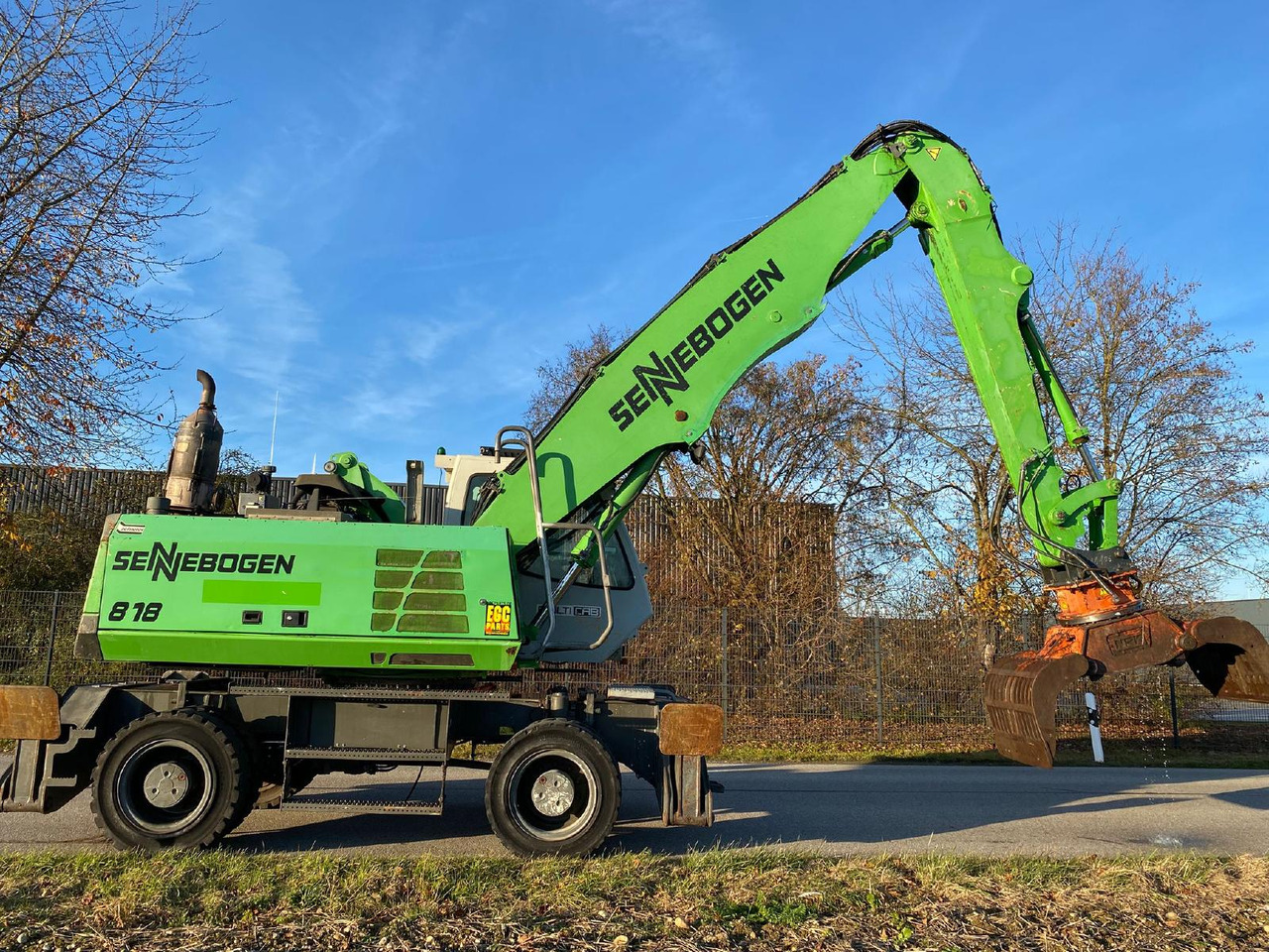 Sennebogen 818 - Překládkové rýpadlo: obrázok 5 Sennebogen 818 - Překládkové rýpadlo: obrázok 5