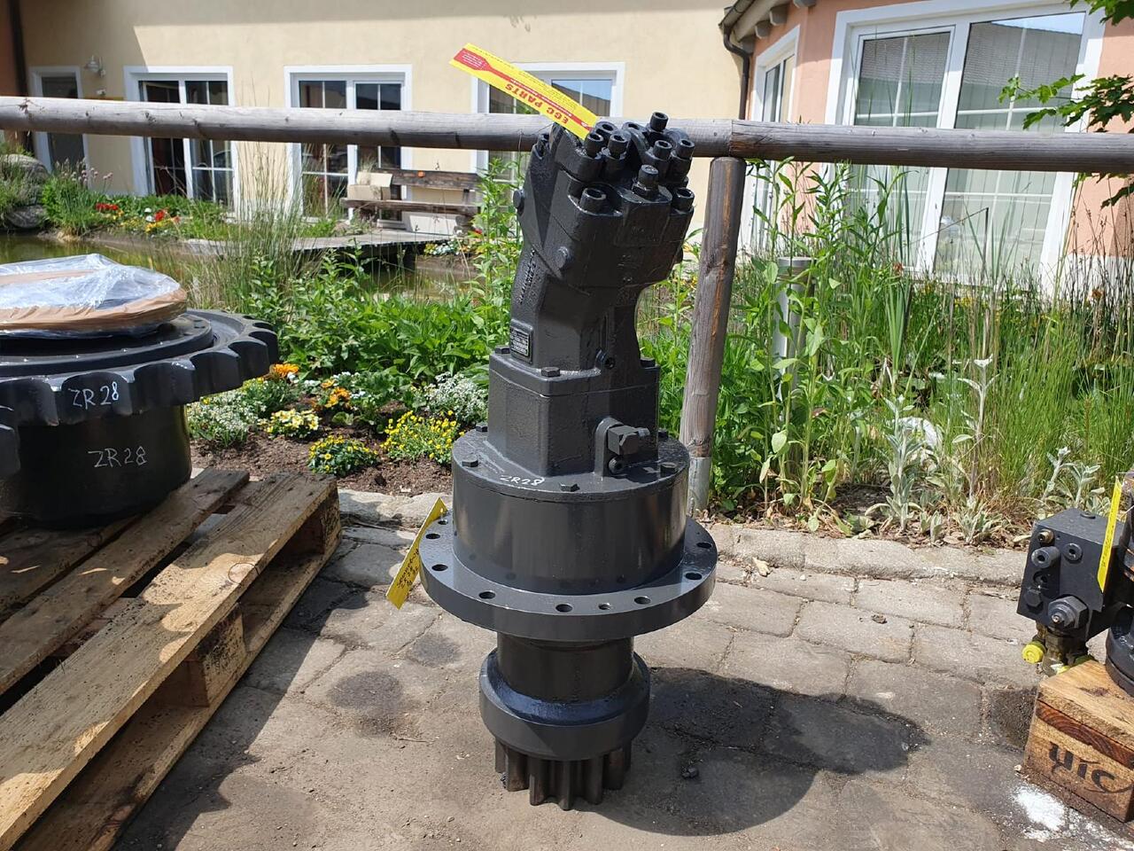Sennebogen ZR 28 - Motor otoče pre Stavebné stroje: obrázok 1 Sennebogen ZR 28 - Motor otoče pre Stavebné stroje: obrázok 1
