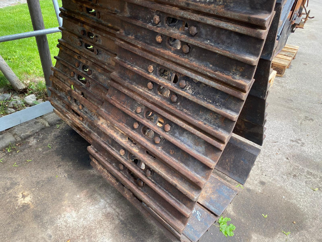 Terex TC 240 - Pásy pre Stavebné stroje: obrázok 4 Terex TC 240 - Pásy pre Stavebné stroje: obrázok 4