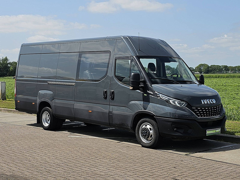 Iveco Daily 35C18 ac aut. dc EURO6 - Furgon: obrázok 4 Iveco Daily 35C18 ac aut. dc EURO6 - Furgon: obrázok 4