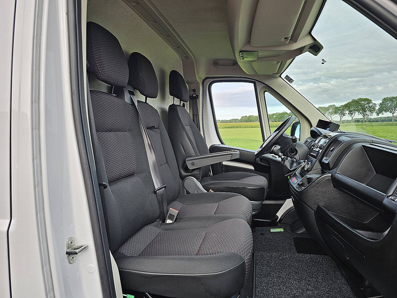 Malá dodávka Peugeot Boxer 2.2 L2H2 Airco Euro6!: obrázok 6