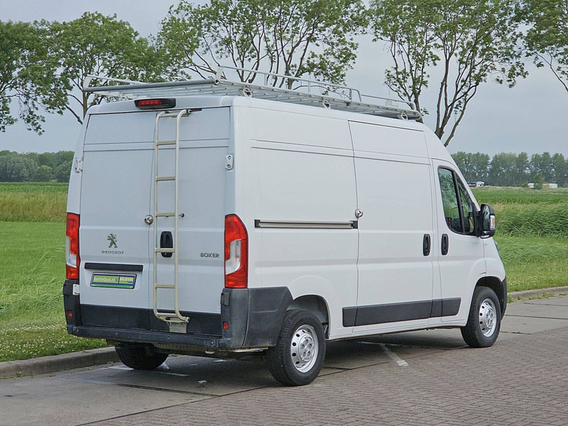 Peugeot Boxer 2.2 L2H2 Imperiaal Navi - Furgon: obrázok 3 Peugeot Boxer 2.2 L2H2 Imperiaal Navi - Furgon: obrázok 3