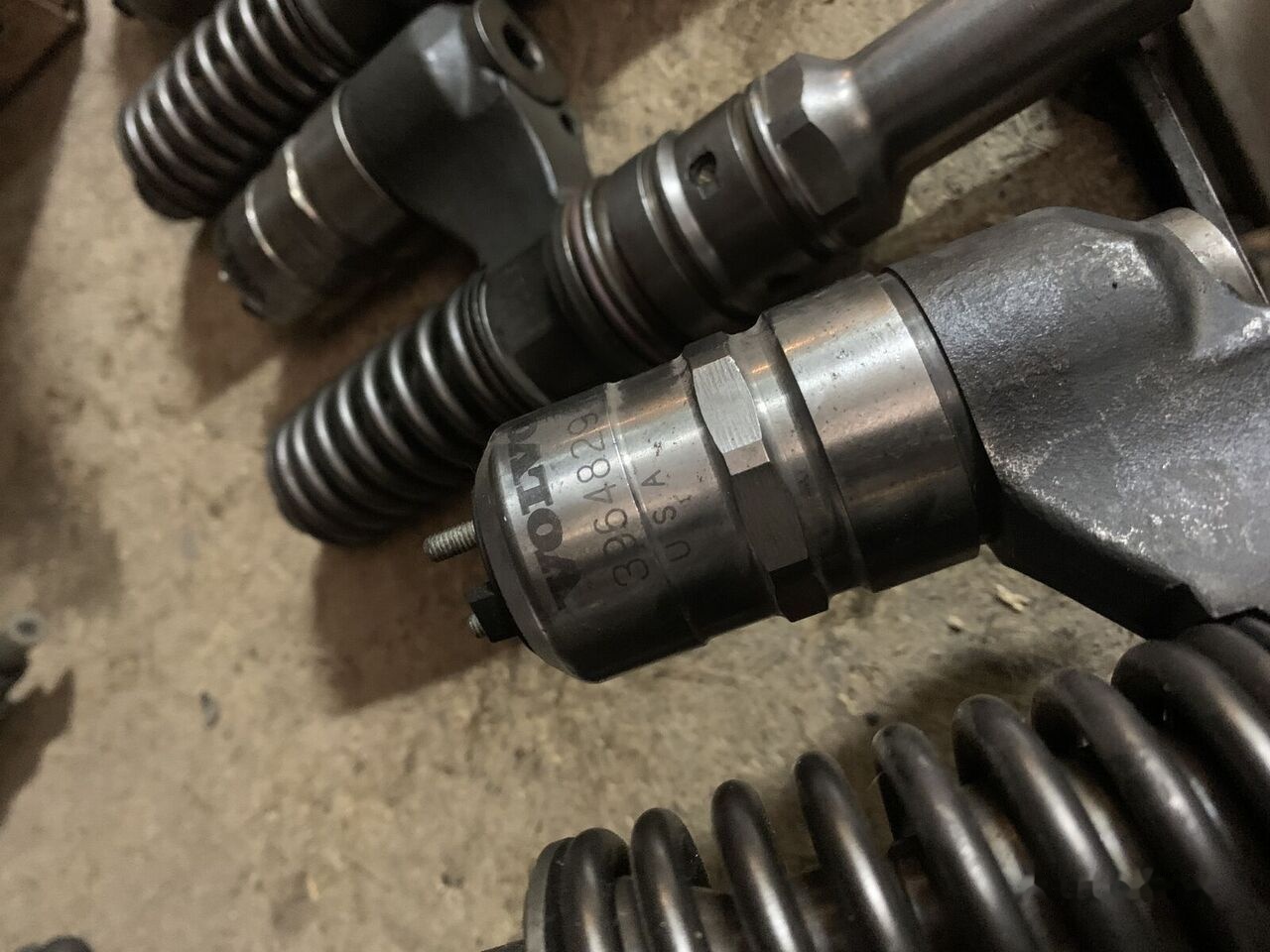 Bosch 3964829 VOLVO FM12, FH12, 3964829 - Palivové čerpadlo pre Nákladné auto: obrázok 2 Bosch 3964829 VOLVO FM12, FH12, 3964829 - Palivové čerpadlo pre Nákladné auto: obrázok 2