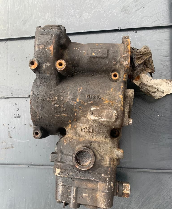 Knorr-Bremse MAN 51.54100.7273 MAN TGA TGX TGS truck - Kompresor pre Nákladné auto: obrázok 1 Knorr-Bremse MAN 51.54100.7273 MAN TGA TGX TGS truck - Kompresor pre Nákladné auto: obrázok 1