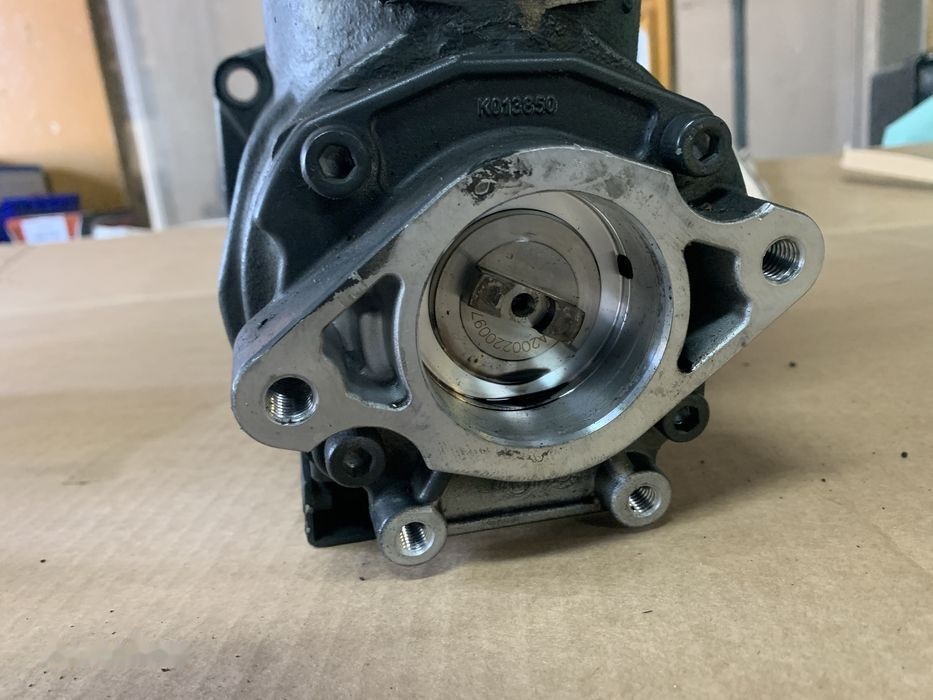 Knorr-Bremse podwójny używany do naprawy LK4936 IVECO Stralis Euro 5, LK4936 450KM, 2012r- truck - Kompresor pre Nákladné auto: obrázok 4 Knorr-Bremse podwójny używany do naprawy LK4936 IVECO Stralis Euro 5, LK4936 450KM, 2012r- truck - Kompresor pre Nákladné auto: obrázok 4