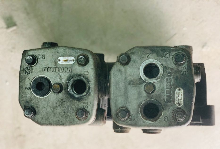 WABCO 2 cylindry oryginał 51.54112-3028 MAN TGA 51.54112-3028 - Kompresor pre Nákladné auto: obrázok 3 WABCO 2 cylindry oryginał 51.54112-3028 MAN TGA 51.54112-3028 - Kompresor pre Nákladné auto: obrázok 3