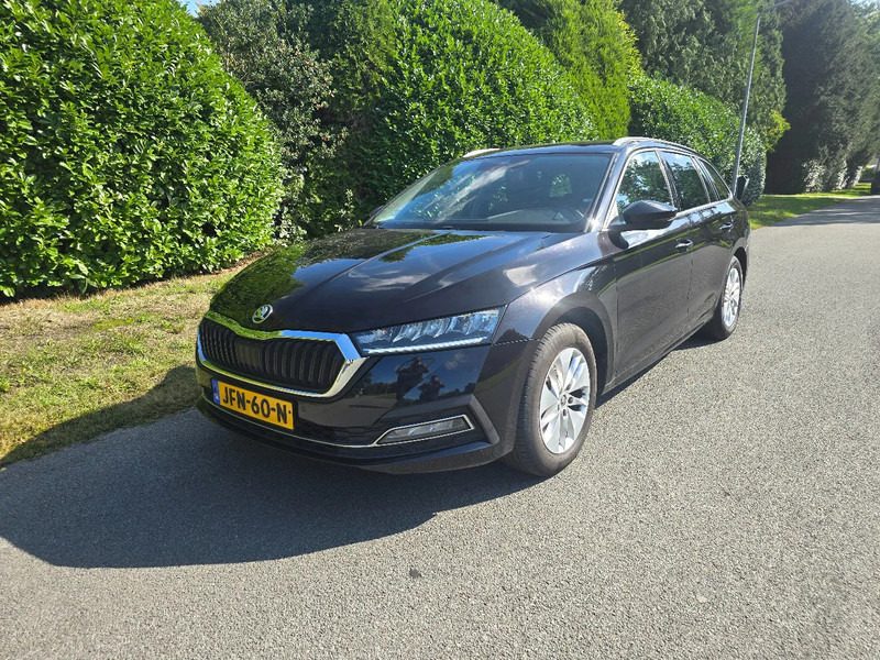 Škoda Octavia Combi 1.0 Benzine - Automobil: obrázok 1 Škoda Octavia Combi 1.0 Benzine - Automobil: obrázok 1