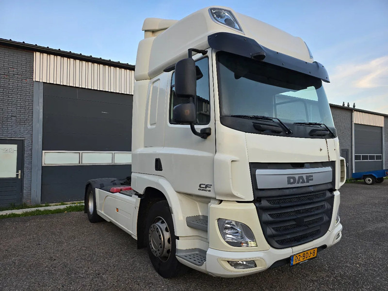 DAF CF Super Space Cabin - Ťahač: obrázok 2 DAF CF Super Space Cabin - Ťahač: obrázok 2