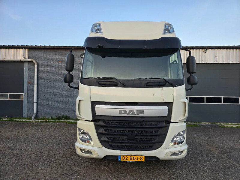 DAF CF Super Space Cabin - Ťahač: obrázok 5 DAF CF Super Space Cabin - Ťahač: obrázok 5