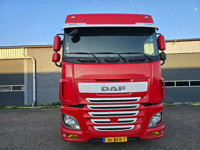 DAF XF 440 Euro 6 2015 - Ťahač: obrázok 2 DAF XF 440 Euro 6 2015 - Ťahač: obrázok 2