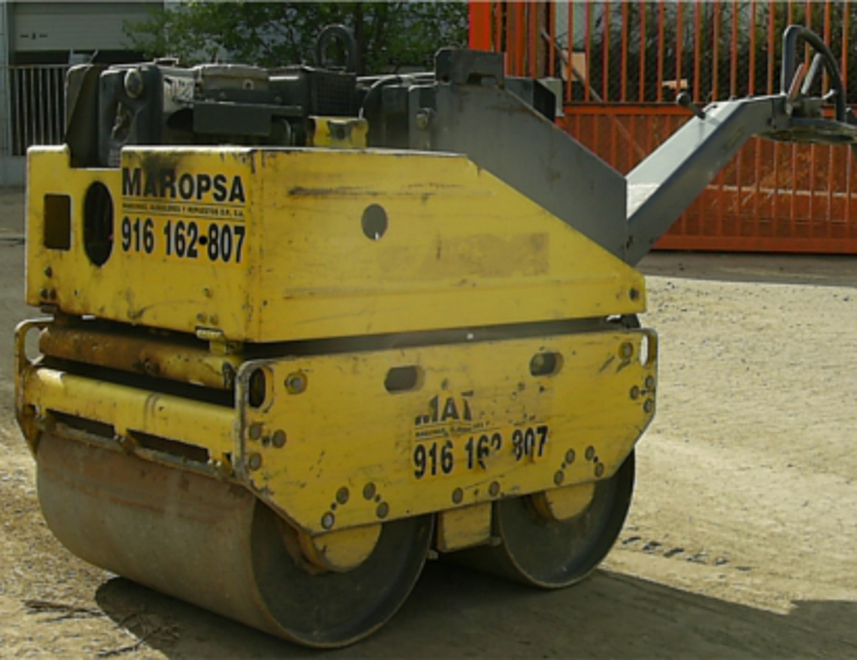Compactador Manual Bomag BW 65H - Minivalec: obrázok 1 Compactador Manual Bomag BW 65H - Minivalec: obrázok 1
