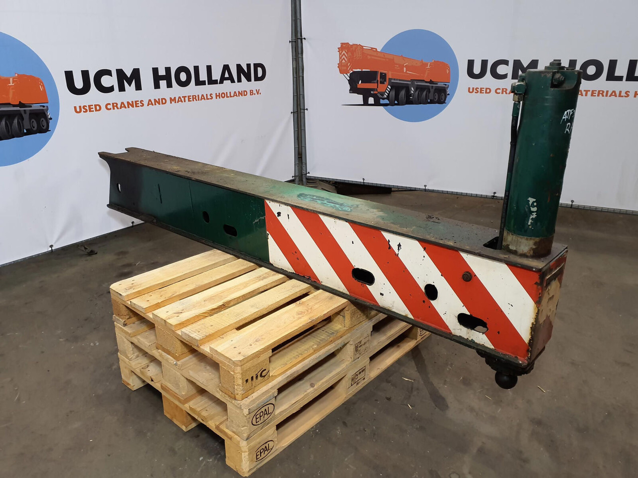 FAUN ATF 30-2 outrigger beam rear complete - Odpruženie pre Autožeriav: obrázok 1 FAUN ATF 30-2 outrigger beam rear complete - Odpruženie pre Autožeriav: obrázok 1