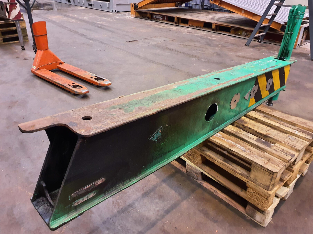 FAUN ATF 60-3 front outrigger beam with support cylinder - Odpruženie pre Autožeriav: obrázok 4 FAUN ATF 60-3 front outrigger beam with support cylinder - Odpruženie pre Autožeriav: obrázok 4