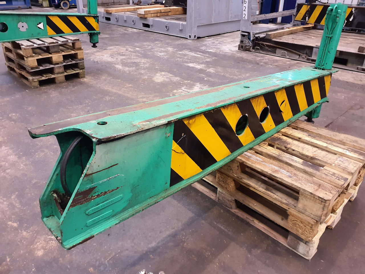 FAUN ATF 60-3 rear outrigger beam - Odpruženie pre Autožeriav: obrázok 3 FAUN ATF 60-3 rear outrigger beam - Odpruženie pre Autožeriav: obrázok 3