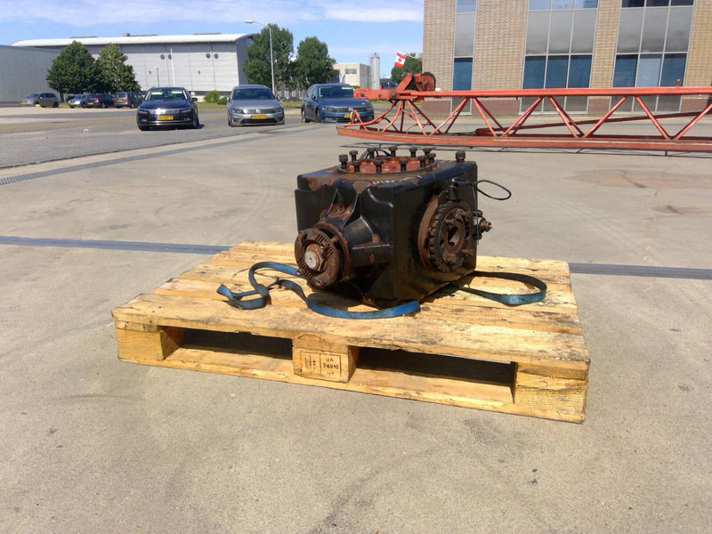 Grove GMK 3055 diff box axle 1 - Diferenciál pre Žeriav: obrázok 1 Grove GMK 3055 diff box axle 1 - Diferenciál pre Žeriav: obrázok 1