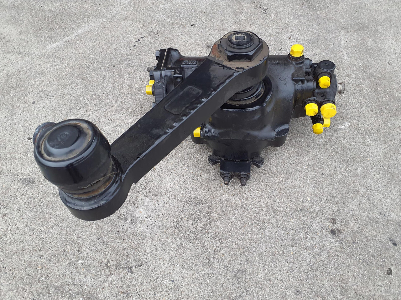 Grove GMK 6400 steering box servocom-zf - Prevodovka riadenia pre Autožeriav: obrázok 1 Grove GMK 6400 steering box servocom-zf - Prevodovka riadenia pre Autožeriav: obrázok 1