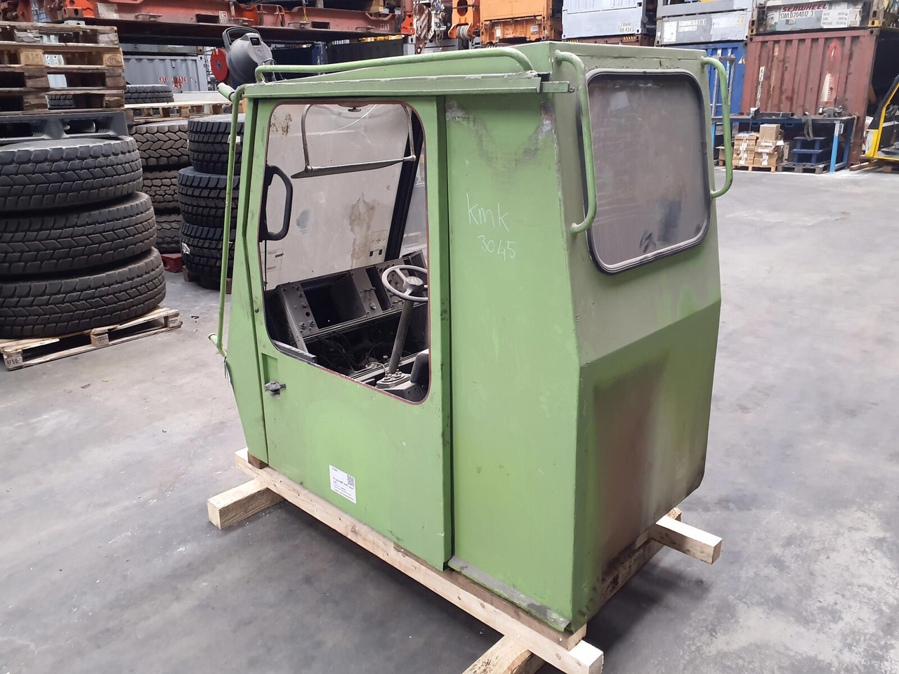 Krupp KMK 3045 upper cabin - Kabína pre Autožeriav: obrázok 4 Krupp KMK 3045 upper cabin - Kabína pre Autožeriav: obrázok 4