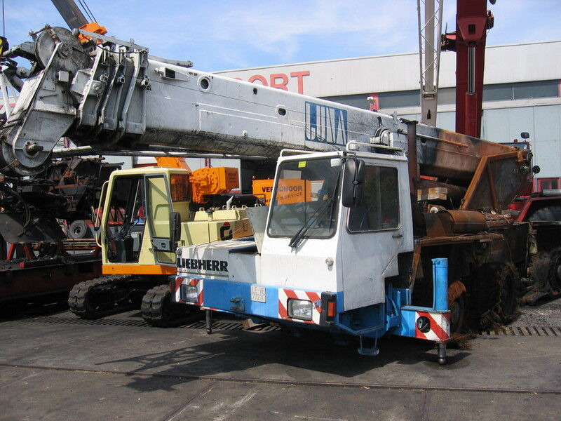 Liebherr LTM 1035-3 for parts - Žeriav pre všetky terény: obrázok 1 Liebherr LTM 1035-3 for parts - Žeriav pre všetky terény: obrázok 1