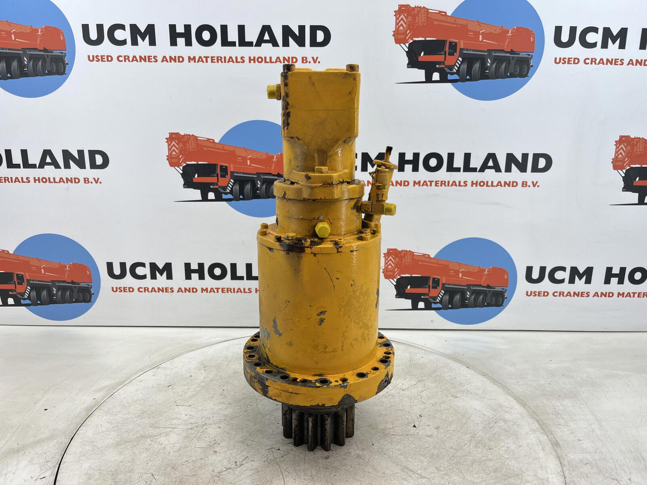 Liebherr LTM 1050-1 Slewing gear - Motor otoče pre Autožeriav: obrázok 3 Liebherr LTM 1050-1 Slewing gear - Motor otoče pre Autožeriav: obrázok 3