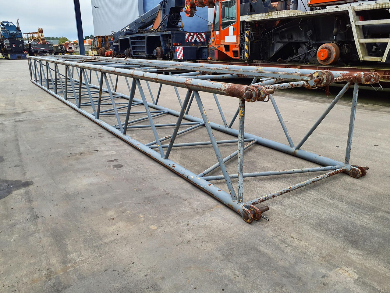 Liebherr LTM 1300 14m jib section NI - Výložník pre Autožeriav: obrázok 2 Liebherr LTM 1300 14m jib section NI - Výložník pre Autožeriav: obrázok 2