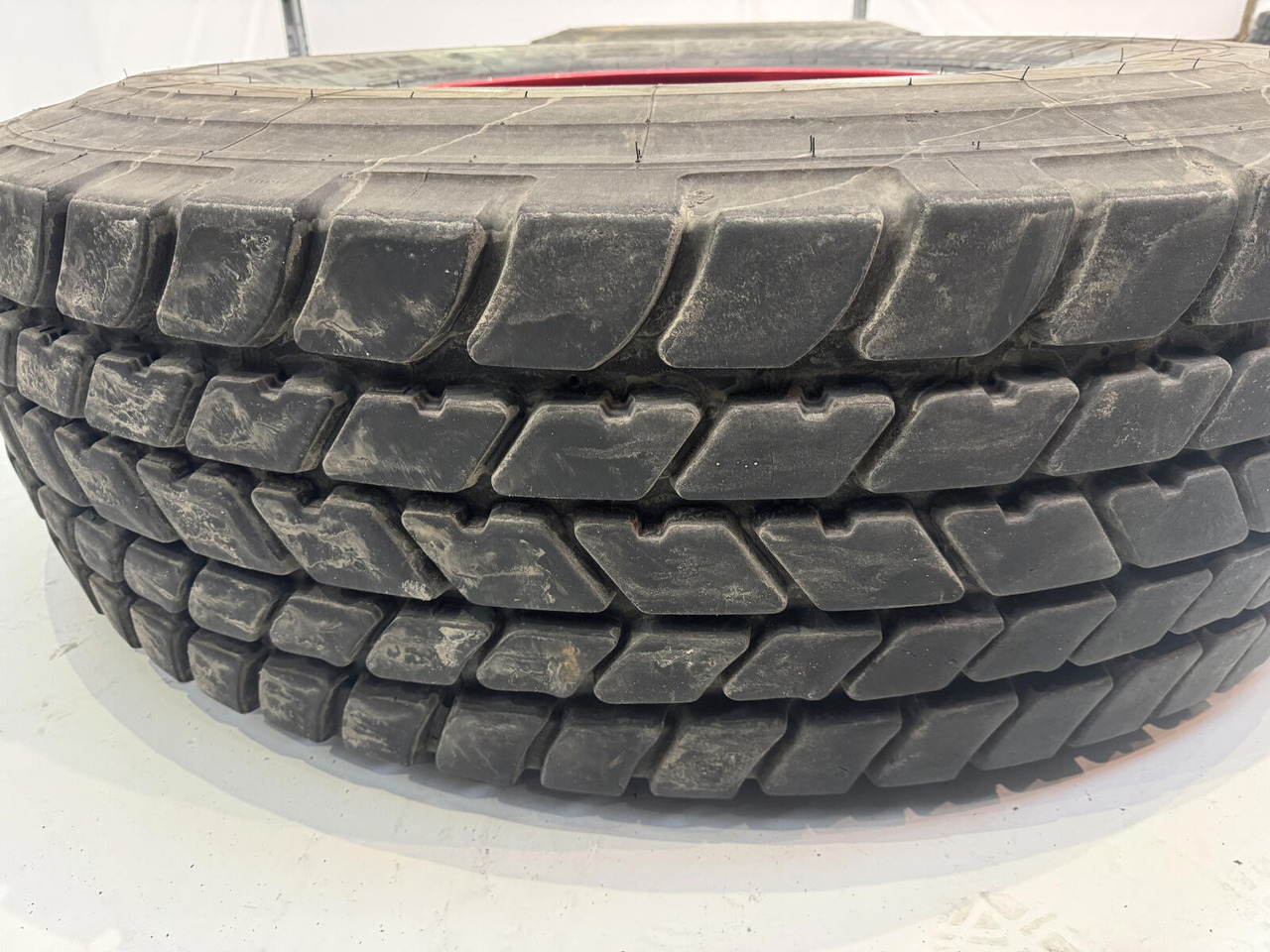 Michelin Wheel 445/95R25 10 12 1p - Kompletné koleso pre Žeriav: obrázok 3 Michelin Wheel 445/95R25 10 12 1p - Kompletné koleso pre Žeriav: obrázok 3