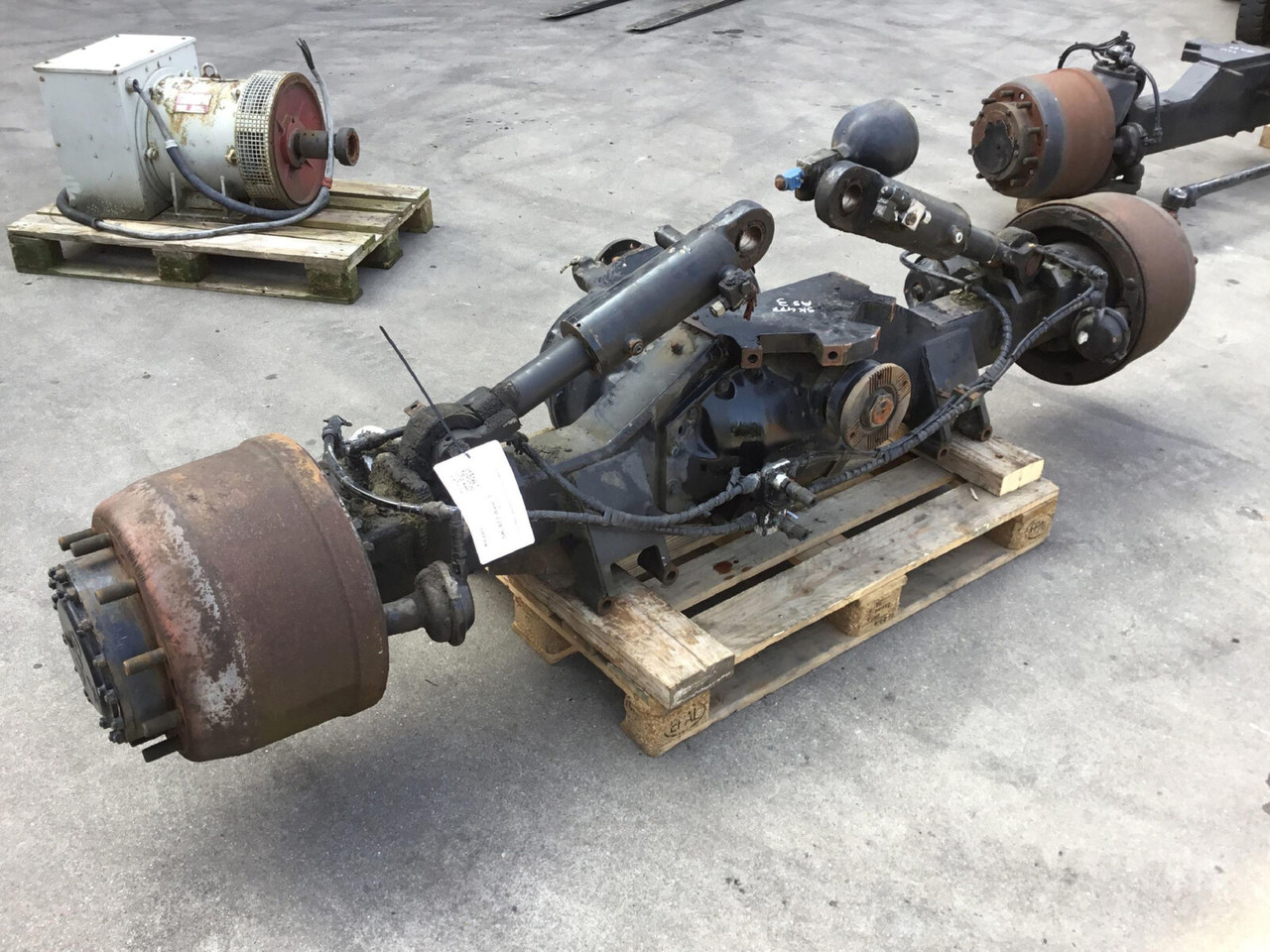 Spierings SK 477 axle 3 - Náprava a diely pre Autožeriav: obrázok 1 Spierings SK 477 axle 3 - Náprava a diely pre Autožeriav: obrázok 1
