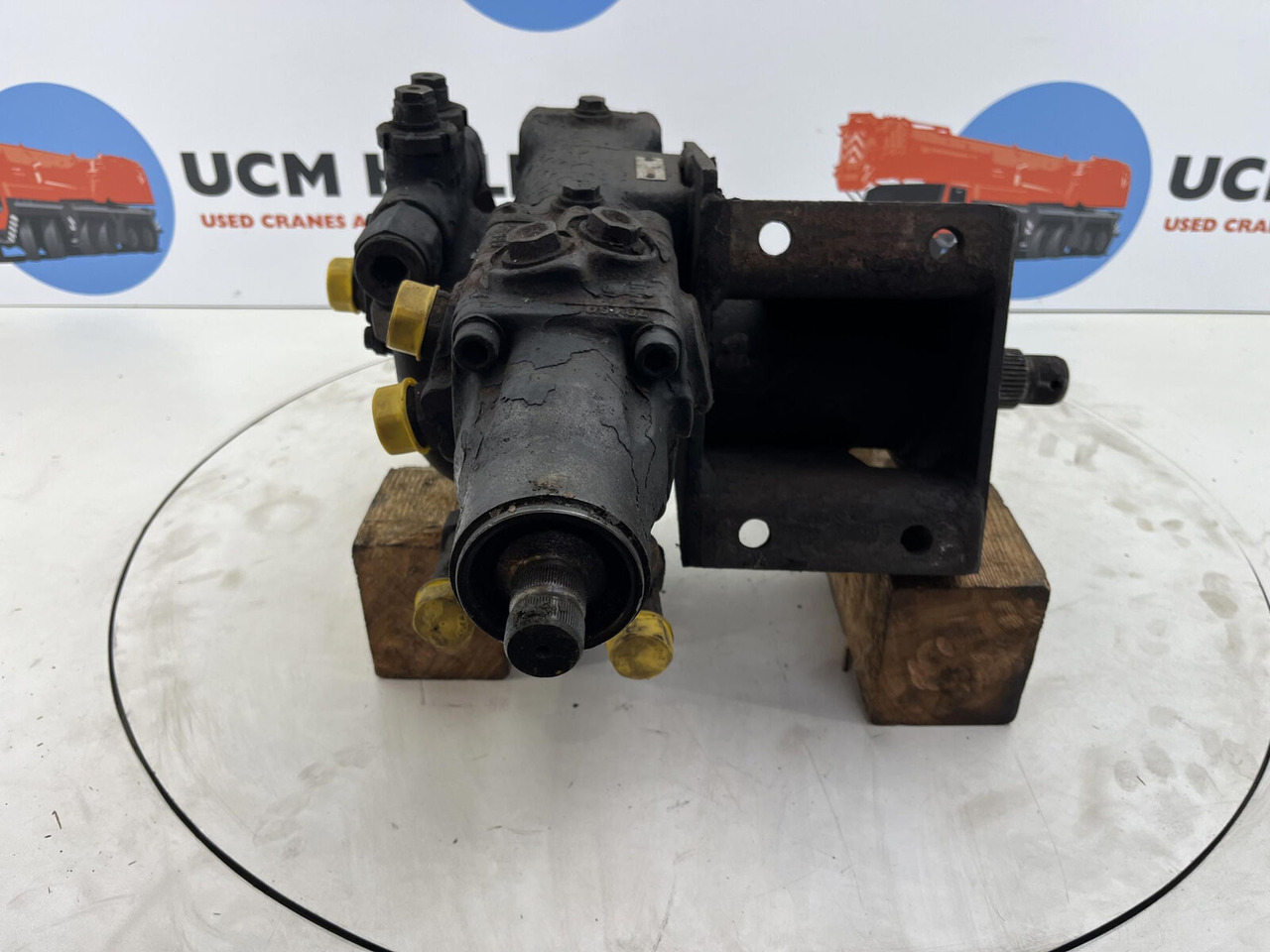 Steering box - Prevodovka riadenia pre Žeriav: obrázok 1 Steering box - Prevodovka riadenia pre Žeriav: obrázok 1