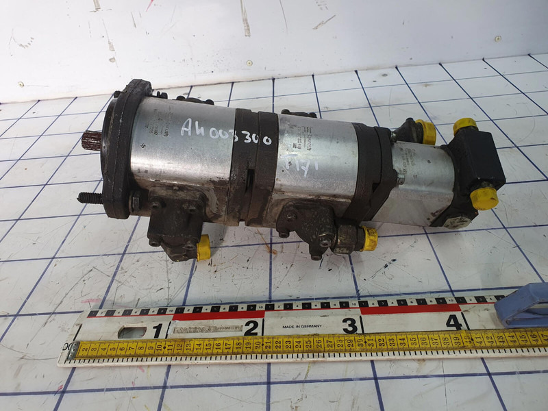 Terex AC 205 3 way gear pump - Hydraulické čerpadlo pre Žeriav: obrázok 1 Terex AC 205 3 way gear pump - Hydraulické čerpadlo pre Žeriav: obrázok 1