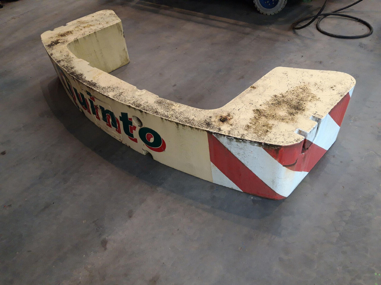 Terex Demag AC 35 counterweight 2,5 T - Protizávažie pre Autožeriav: obrázok 4 Terex Demag AC 35 counterweight 2,5 T - Protizávažie pre Autožeriav: obrázok 4