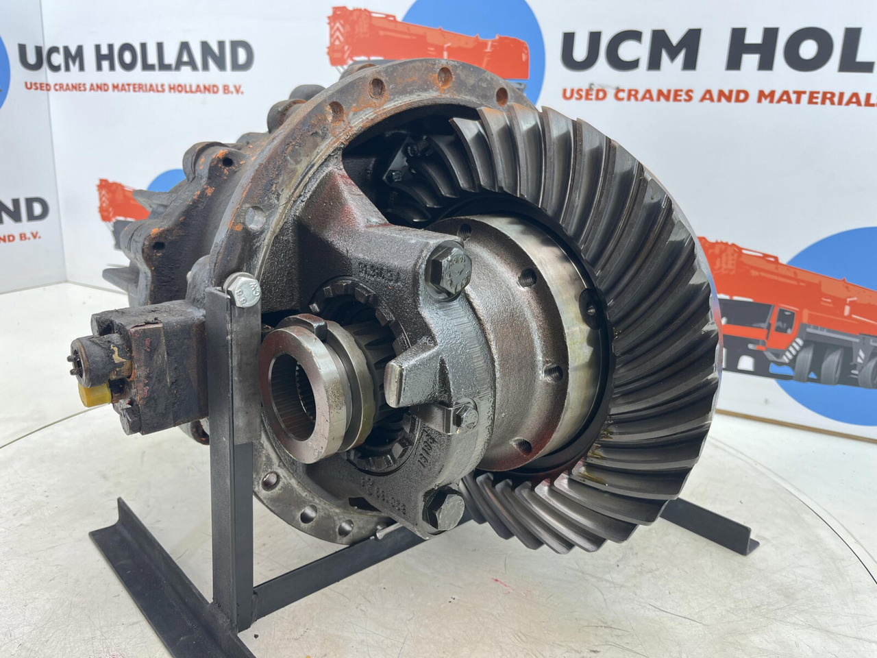 Terex HC 340 drive through differential 13x35 axle 5 - Diferenciál pre Autožeriav: obrázok 1 Terex HC 340 drive through differential 13x35 axle 5 - Diferenciál pre Autožeriav: obrázok 1