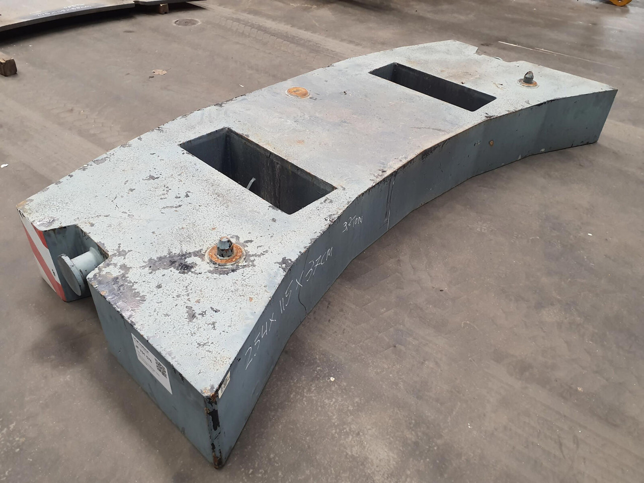 Terex Terex Demag Challenger 4200 counterweight 3.2 Ton - Protizávažie pre Autožeriav: obrázok 1 Terex Terex Demag Challenger 4200 counterweight 3.2 Ton - Protizávažie pre Autožeriav: obrázok 1