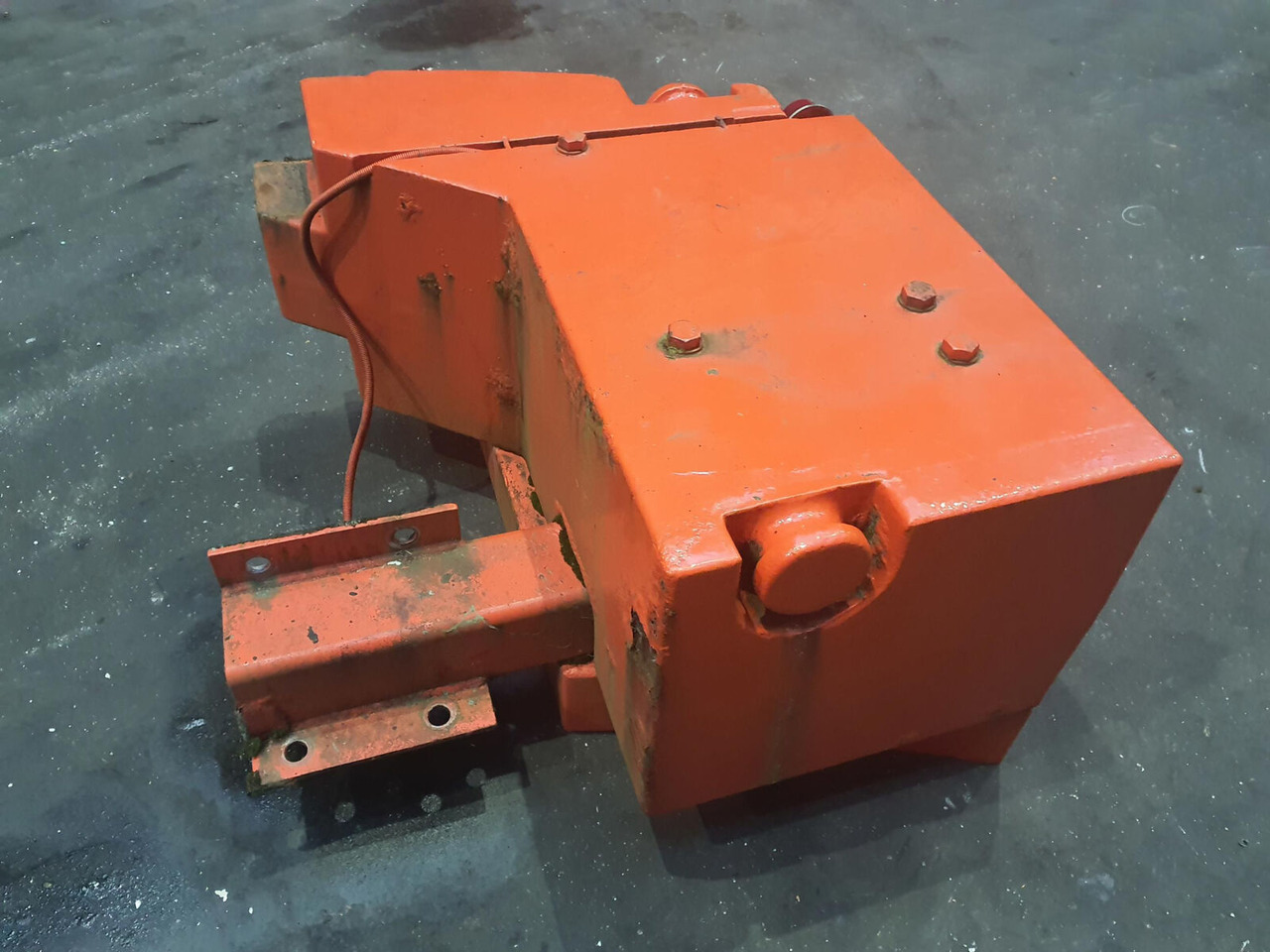Terex counterweight left 1,2 + 0,3t - Protizávažie pre Autožeriav: obrázok 3 Terex counterweight left 1,2 + 0,3t - Protizávažie pre Autožeriav: obrázok 3