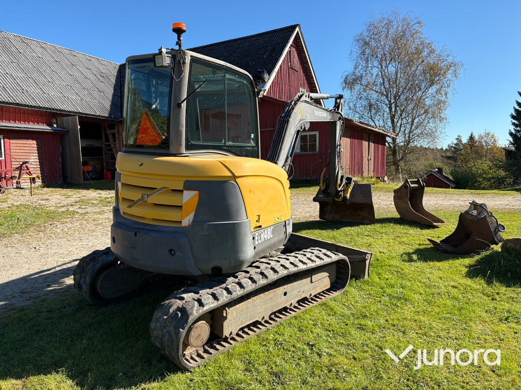 Bandgrävare grävmaskin Volvo ECR48C - Mini rýpadlo: obrázok 4 Bandgrävare grävmaskin Volvo ECR48C - Mini rýpadlo: obrázok 4