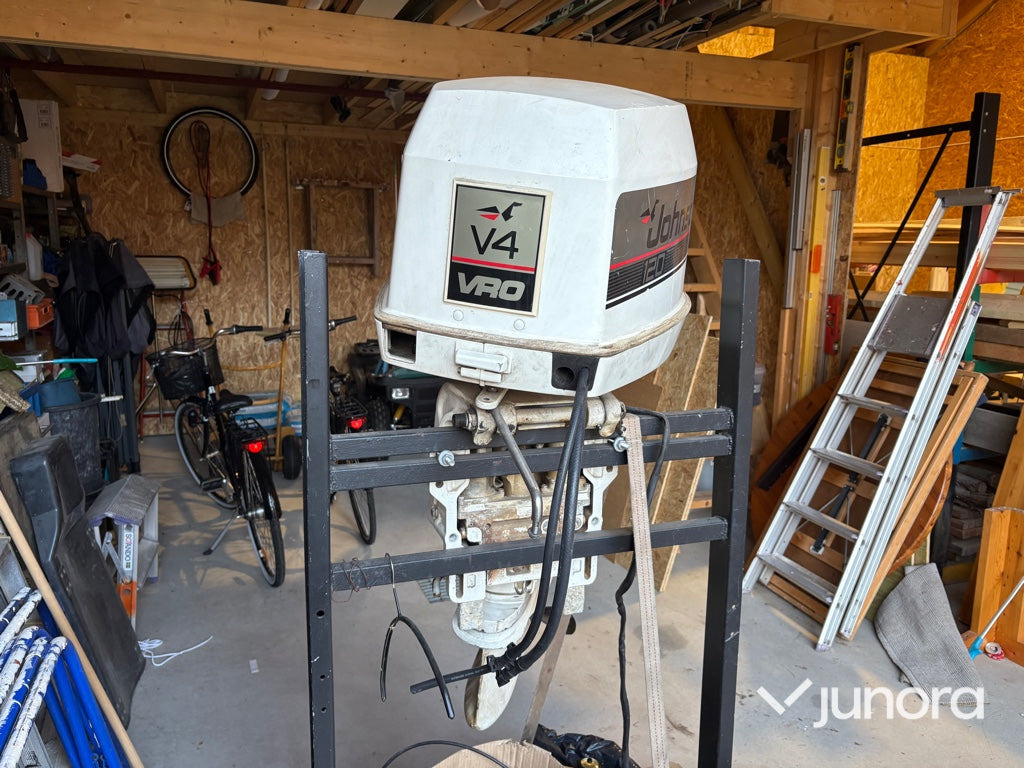 Båtmotor - Johnson V4 VRO 120 hk - Motor pre Iné stroje: obrázok 3 Båtmotor - Johnson V4 VRO 120 hk - Motor pre Iné stroje: obrázok 3