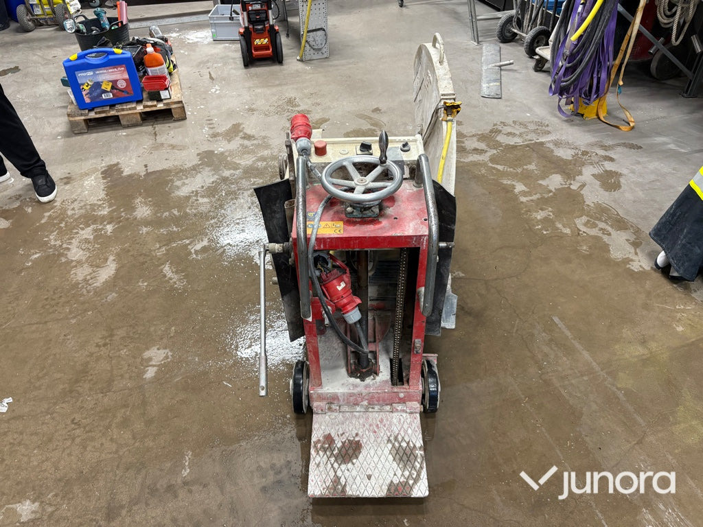 Betongsåg - 1.5m - Betonárska technika: obrázok 2 Betongsåg - 1.5m - Betonárska technika: obrázok 2