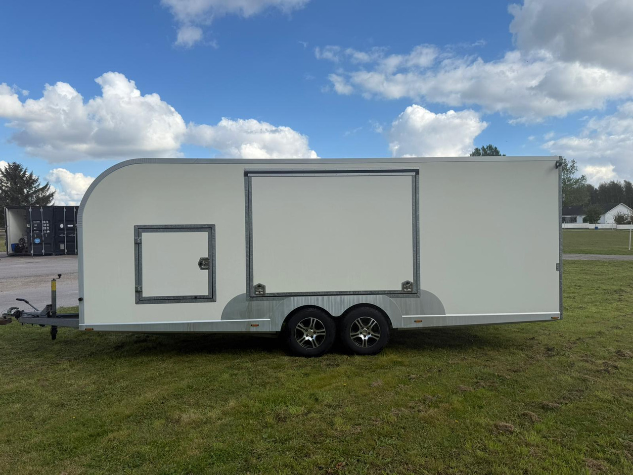 Eurowagon 6000.2.26 - Predajná príves: obrázok 3 Eurowagon 6000.2.26 - Predajná príves: obrázok 3