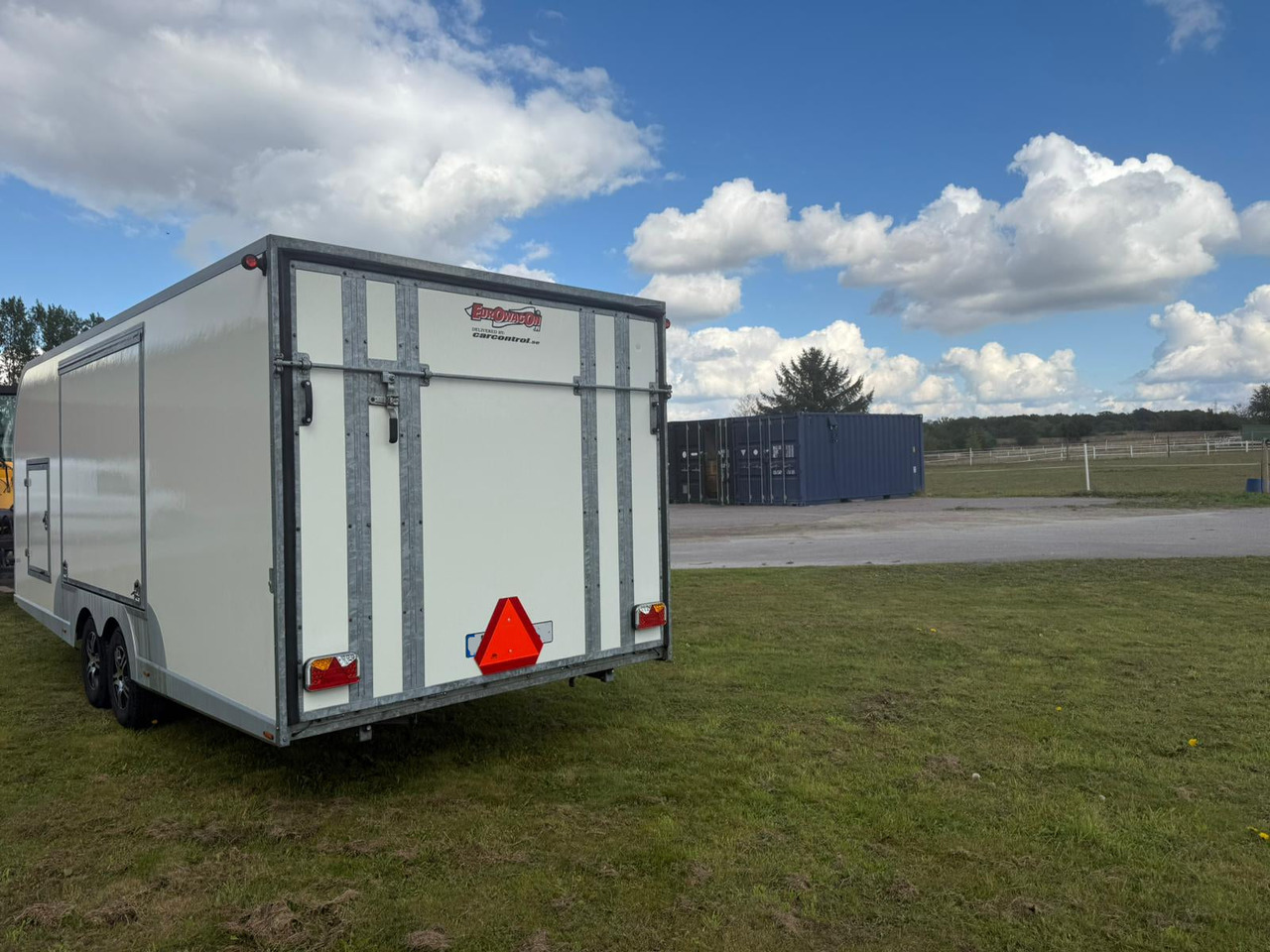 Eurowagon 6000.2.26 - Predajná príves: obrázok 5 Eurowagon 6000.2.26 - Predajná príves: obrázok 5