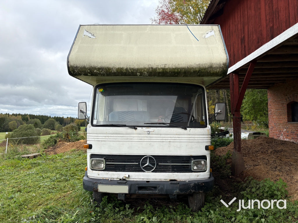 Husbil MERCEDES BENZ LP 608/32 - Alkovna: obrázok 2 Husbil MERCEDES BENZ LP 608/32 - Alkovna: obrázok 2