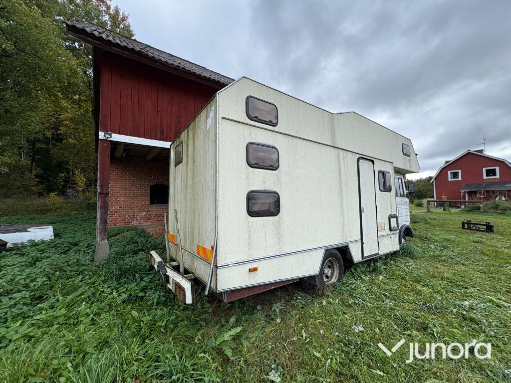 Husbil - Mercedes Benz, LP 608/32 - Obytný van: obrázok 4 Husbil - Mercedes Benz, LP 608/32 - Obytný van: obrázok 4