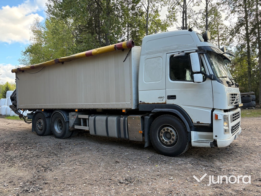 Lastbil Volvo FM-480 6*2 med lyftkran - Valníkový/ Plošinový nákladný automobil, Auto s hydraulickou rukou: obrázok 4 Lastbil Volvo FM-480 6*2 med lyftkran - Valníkový/ Plošinový nákladný automobil, Auto s hydraulickou rukou: obrázok 4