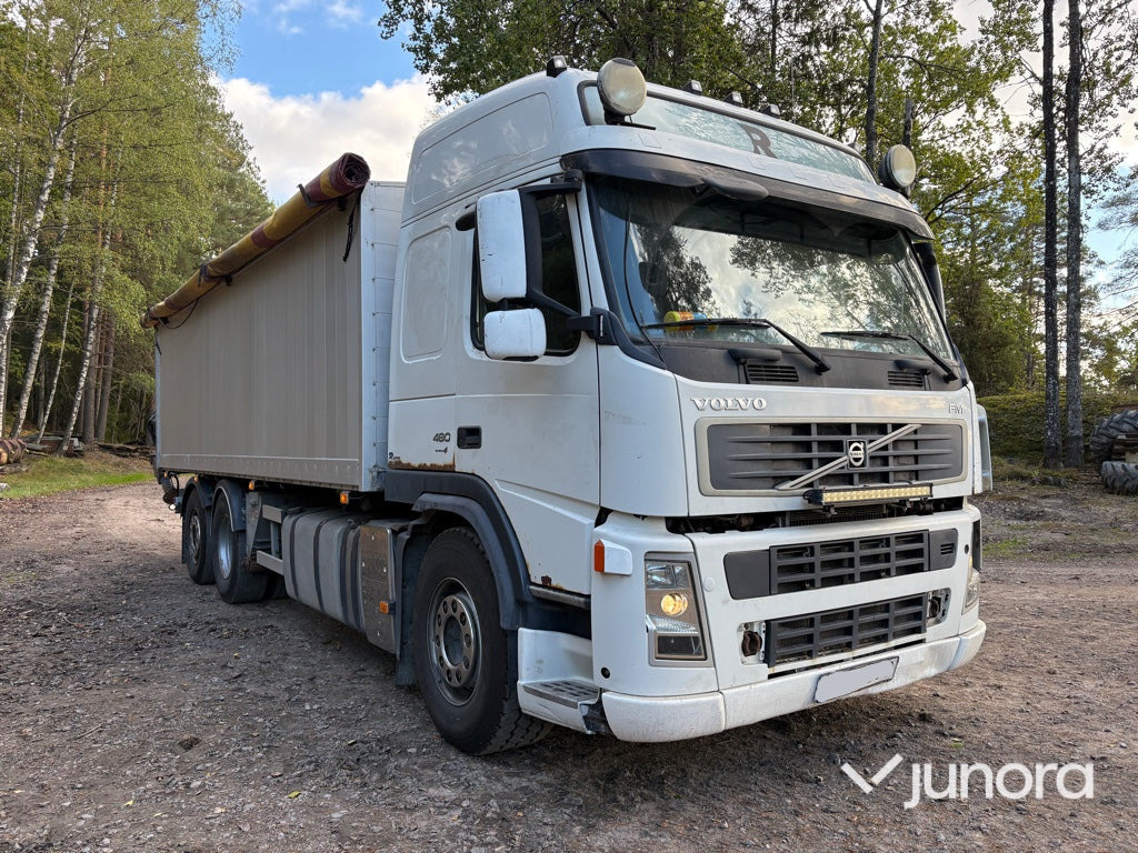Lastbil Volvo FM-480 6*2 med lyftkran - Valníkový/ Plošinový nákladný automobil, Auto s hydraulickou rukou: obrázok 3 Lastbil Volvo FM-480 6*2 med lyftkran - Valníkový/ Plošinový nákladný automobil, Auto s hydraulickou rukou: obrázok 3