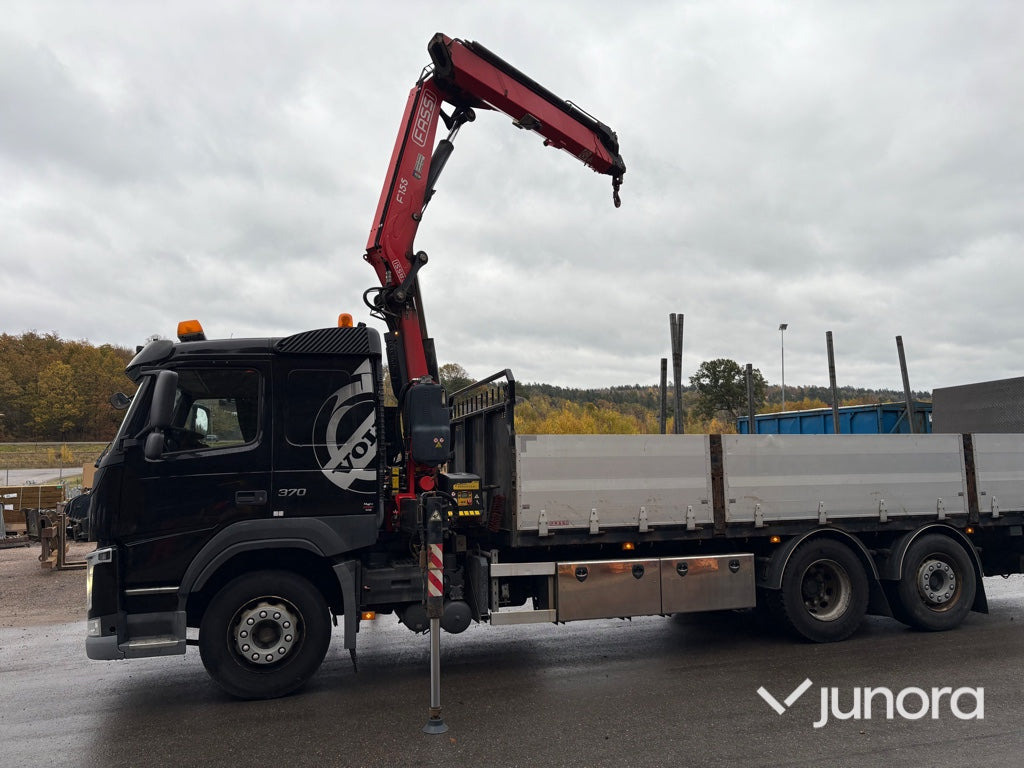 Lastbil med kran - Volvo FM 370 FASSI F155 - Valníkový/ Plošinový nákladný automobil, Auto s hydraulickou rukou: obrázok 3 Lastbil med kran - Volvo FM 370 FASSI F155 - Valníkový/ Plošinový nákladný automobil, Auto s hydraulickou rukou: obrázok 3