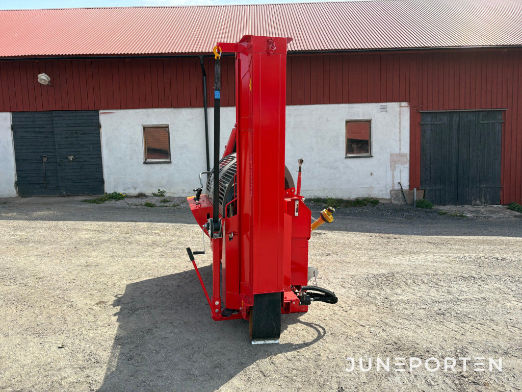 Vedmaskin Hakki Pilke 38 PRO PTO + Hydrauliskt uppläggningbord Hakki Pilke Hakkifeed 422 - Lesnícka technika: obrázok 3 Vedmaskin Hakki Pilke 38 PRO PTO + Hydrauliskt uppläggningbord Hakki Pilke Hakkifeed 422 - Lesnícka technika: obrázok 3